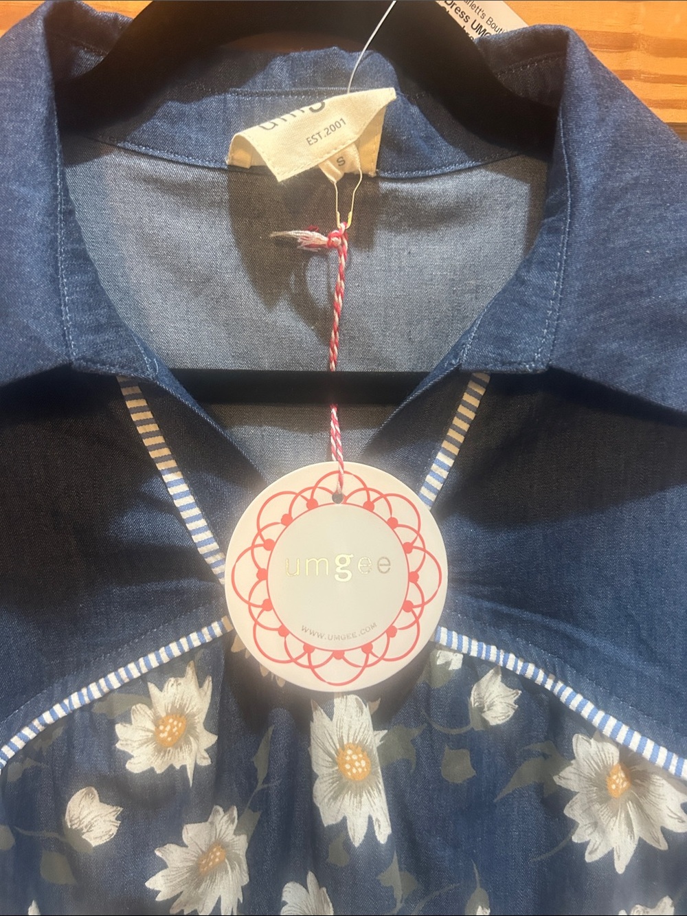 Umgee Dark Denim Daisy Print Chambray Dress - Picture 6 of 6